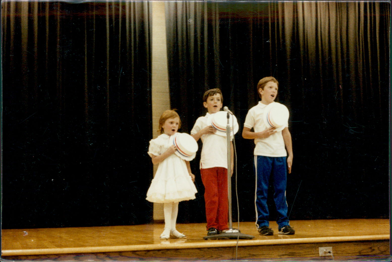 Chanté singing as a child